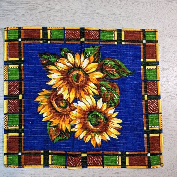 Sunflower Table Napkins with Matching Placemats Set - Picture 2 of 8